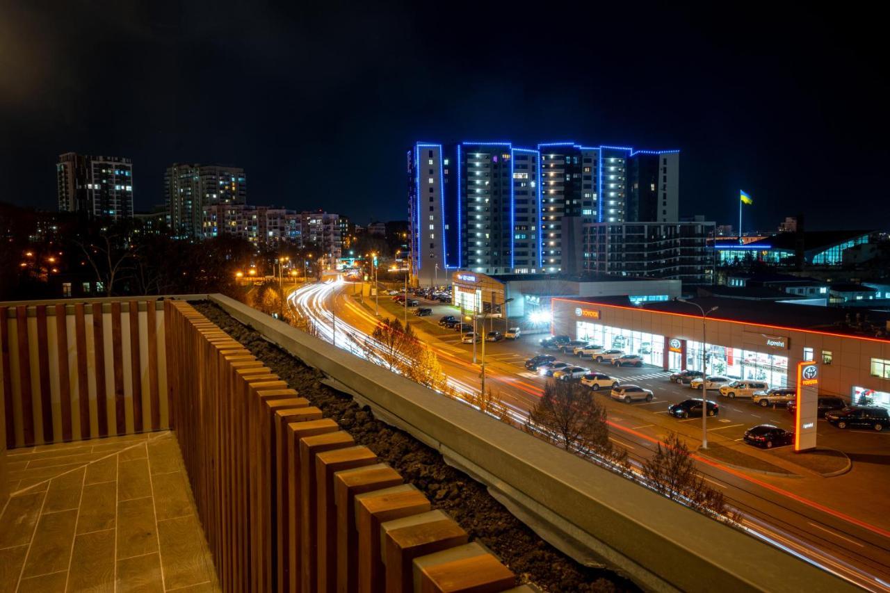 Готельно-Ресторанний Комплекс Каскад Charkiw Exterior foto